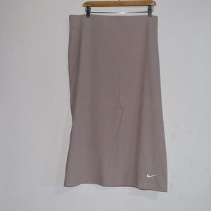 Nike chill rib slim midi skirt
